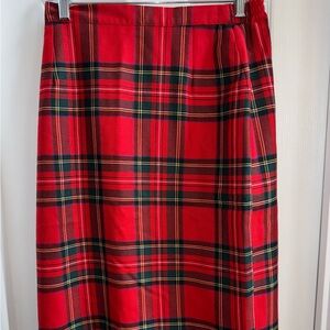 Vintage O’Neil of Dublin Wool Tartan Skirt Made in Ireland 28” Waist Red Plaid